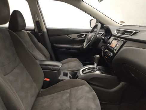 Used 2015 Nissan Rogue S AWD/4WD image 21