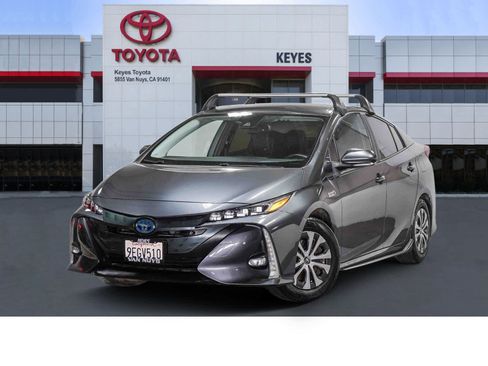 Used 2022 Toyota Prius Prime Limited FWD image 1