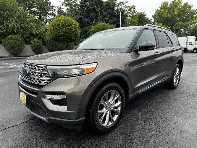 Certified 2021 Ford Explorer Limited w/ Equipment Group 301A AWD/4WD image 9