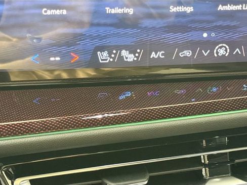 New 2026 Chevrolet Traverse RS AWD/4WD image 22