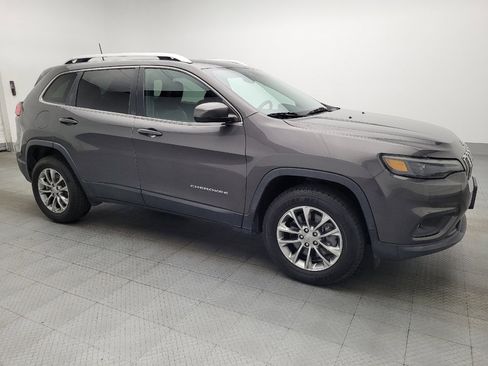 Used 2019 Jeep Cherokee Latitude Plus AWD/4WD image 11