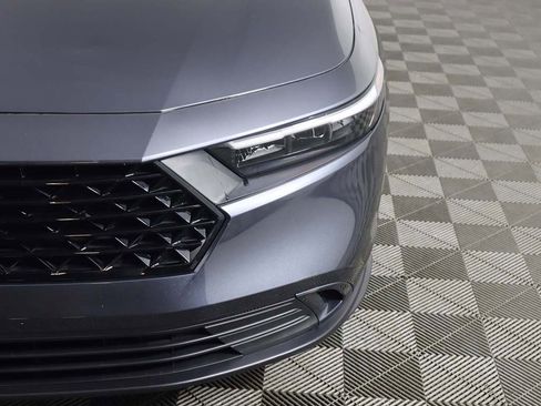 Used 2023 Honda Accord EX image 13