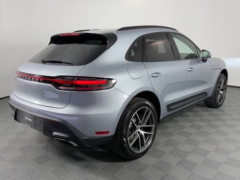 Certified 2026 Porsche Macan AWD/4WD image 7
