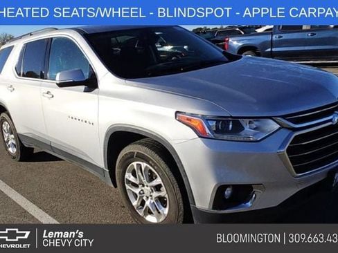 Used 2020 Chevrolet Traverse LT image 1