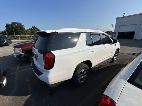 Certified 2022 GMC Yukon SLE AWD/4WD image 2