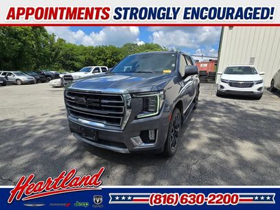 Used 2021 GMC Yukon SLT w/ SLT Premium Package