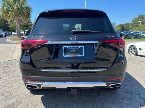 Used 2025 Mercedes-Benz GLE 450e 4MATIC image 10