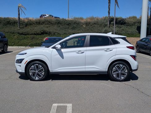 Certified 2023 Hyundai Kona SE w/ Cargo Package FWD image 6
