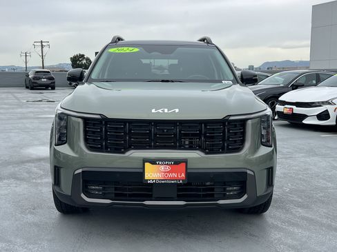 Certified 2024 Kia Sorento SX image 9