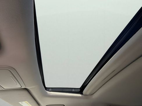 Used 2025 Honda Odyssey EX-L image 30