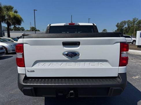 Used 2022 Ford Maverick Lariat w/ Lariat Luxury Package FWD image 7