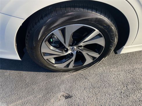 Used 2025 Subaru Legacy Premium AWD/4WD image 37