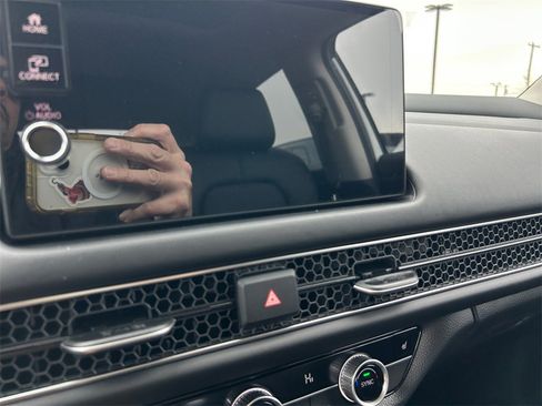 New 2026 Honda HR-V EX-L image 17