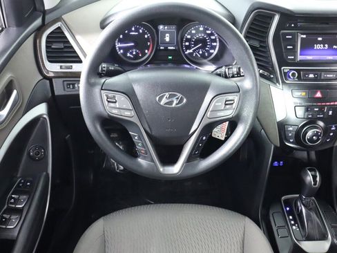 Used 2018 Hyundai Santa Fe Sport image 28