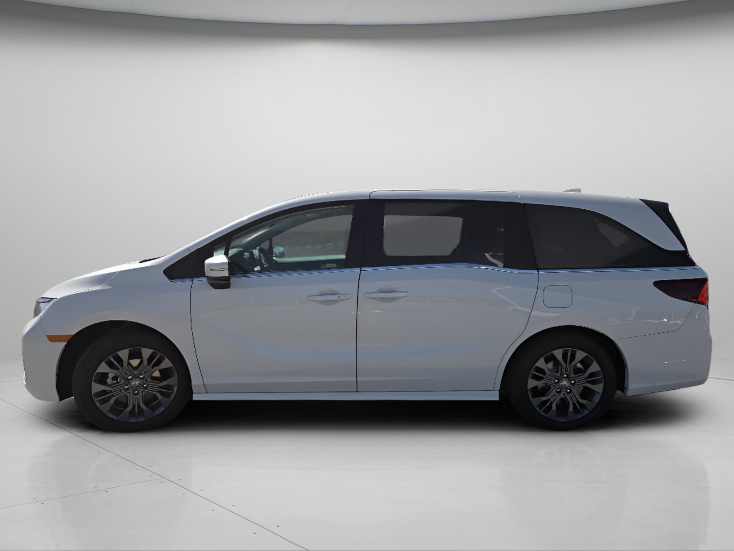 New 2027 Honda Odyssey Touring image 21