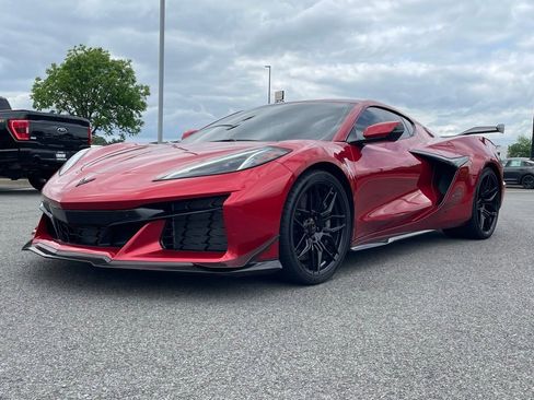 Used 2023 Chevrolet Corvette Z06 w/ Battery Protection Package RWD image 3