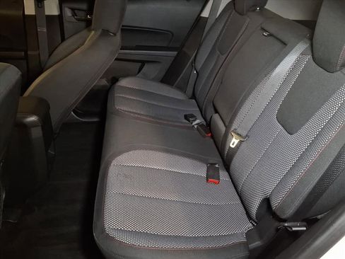 Used 2017 Chevrolet Equinox LT w/ Convenience Package image 16