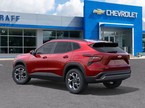 New 2026 Chevrolet Trax LT w/ Driver Confidence Package image 3