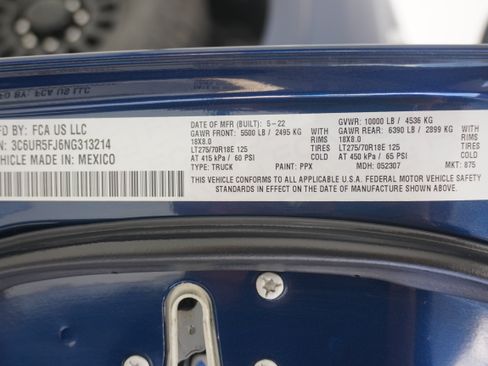 Used 2022 RAM 2500 Laramie AWD/4WD image 35