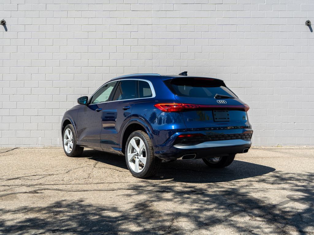 New 2026 Audi Q5 Premium Plus AWD/4WD image 4