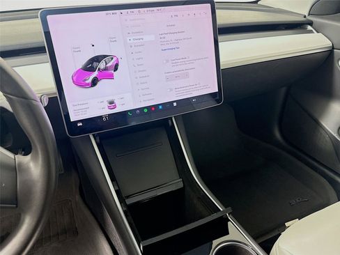 Used 2019 Tesla Model 3 Performance image 8