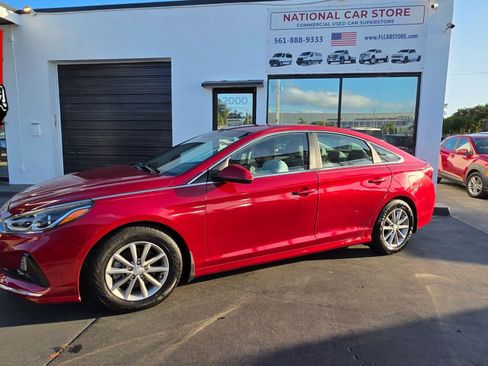 Used 2018 Hyundai Sonata SE FWD image 1