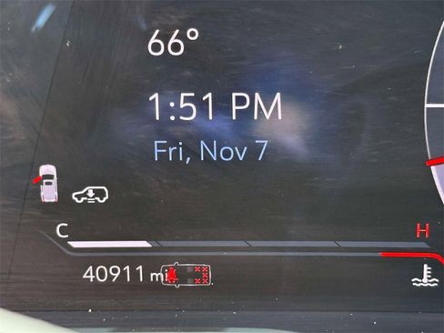 Used 2023 Cadillac Escalade V image 5