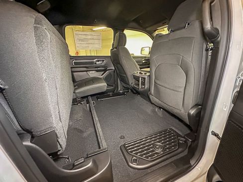 New 2026 RAM 1500 4x4 Crew Cab image 4