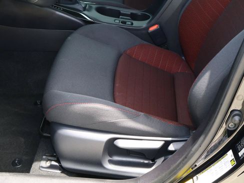 Used 2026 Toyota Corolla SE FWD image 13