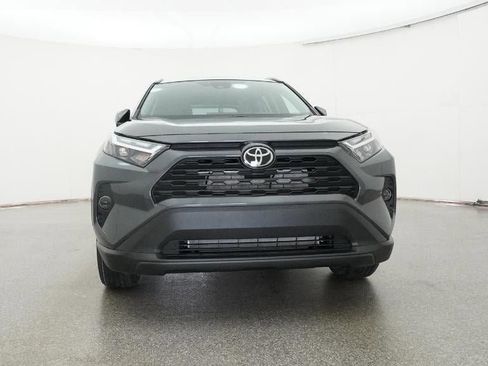 New 2025 Toyota RAV4 XLE image 31