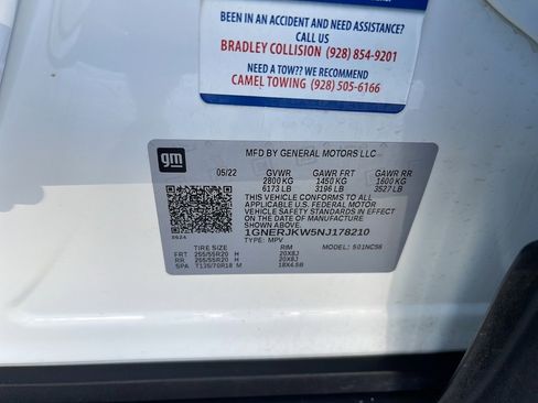 Used 2022 Chevrolet Traverse RS image 35