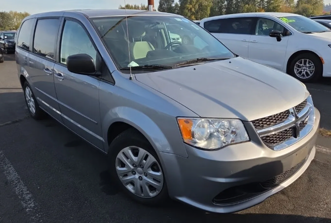 Used 2014 Dodge Grand Caravan SE w/ Quick Order Package 29E SE FWD image 1