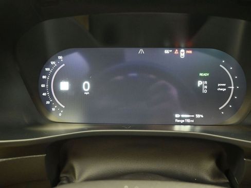 Used 2023 Volvo C40 P8 Recharge Ultimate AWD/4WD image 11