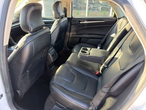 Used 2019 Ford Fusion Energi Titanium image 15