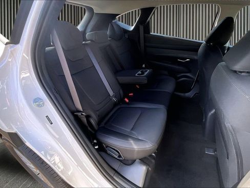 New 2026 Hyundai Tucson SE image 11
