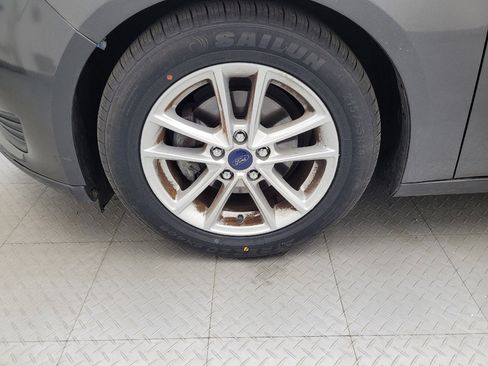 Used 2018 Ford Focus SE FWD image 31