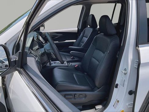 Certified 2023 Honda Ridgeline RTL image 15