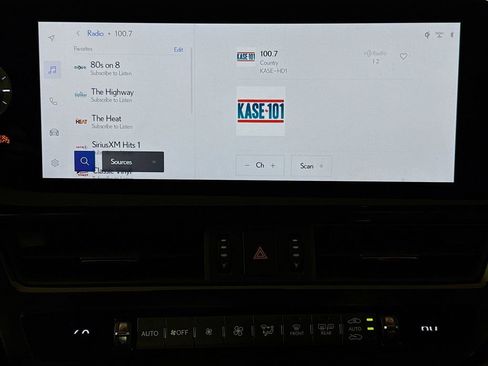 Certified 2025 Lexus ES 350 w/ Premium Package FWD image 15