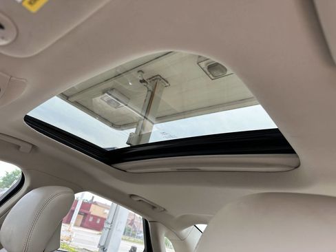 Used 2017 Lincoln MKZ Reserve w/ Technology Package image 16