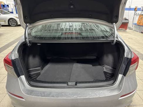 Used 2023 Honda Civic Sport image 11