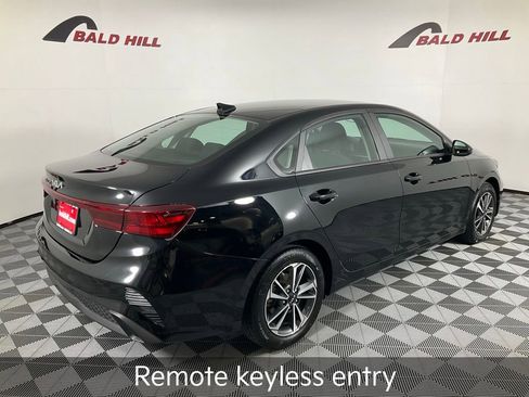 Certified 2023 Kia Forte LXS image 8