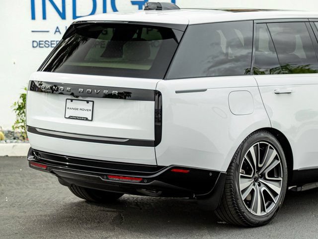 New 2026 Land Rover Range Rover SE AWD/4WD image 7