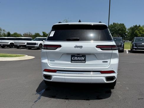 Used 2024 Jeep Grand Cherokee L Overland w/ Trailer Tow Package AWD/4WD image 6