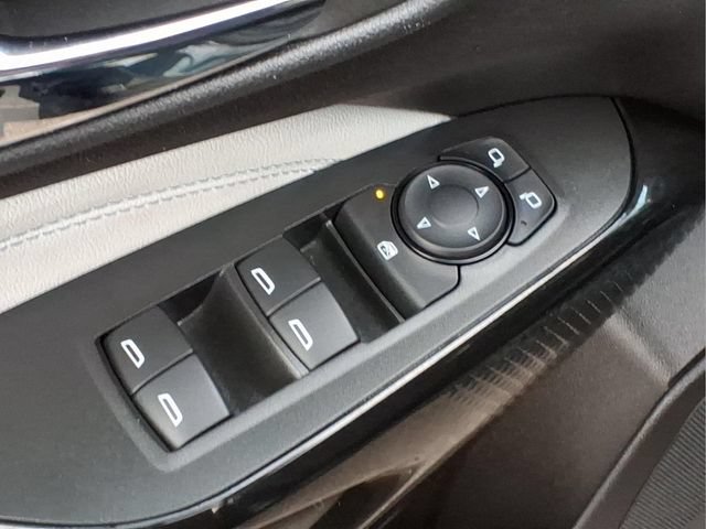 Used 2025 Chevrolet Trax LT w/ Driver Confidence Package FWD image 16
