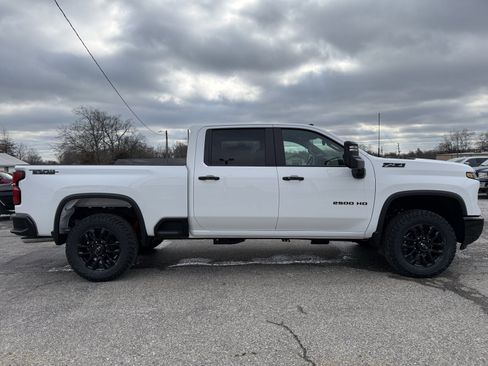 New 2026 Chevrolet Silverado 2500 LT w/ Trail Boss Package image 7