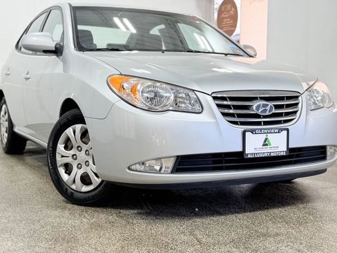 Used 2010 Hyundai Elantra GLS image 3