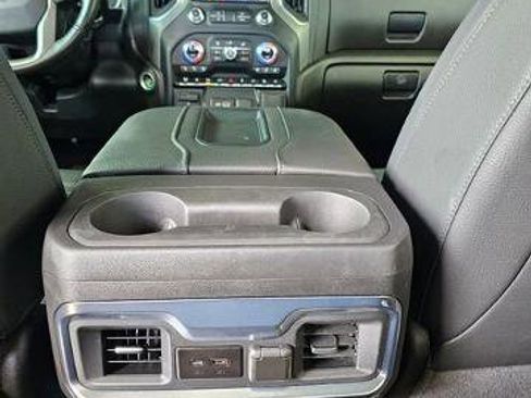 Used 2022 GMC Sierra 2500 Denali w/ Denali Black Diamond Edition AWD/4WD image 39