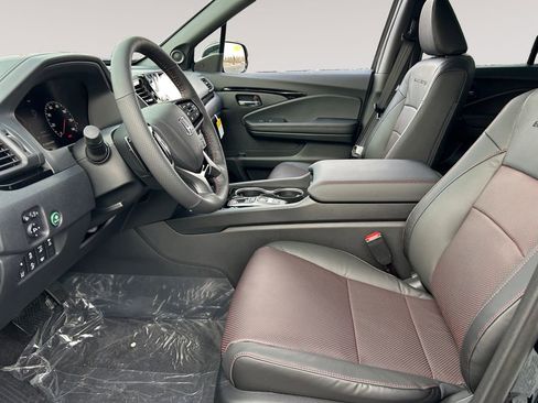 New 2026 Honda Ridgeline Black Edition image 9