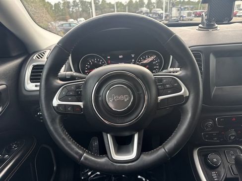 Used 2018 Jeep Compass Latitude w/ Popular Equipment Group image 18