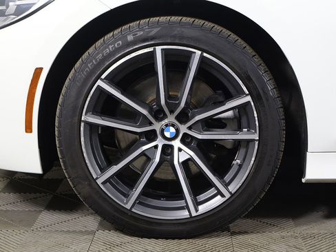 Used 2020 BMW 330i xDrive Sedan w/ Convenience Package AWD/4WD image 23
